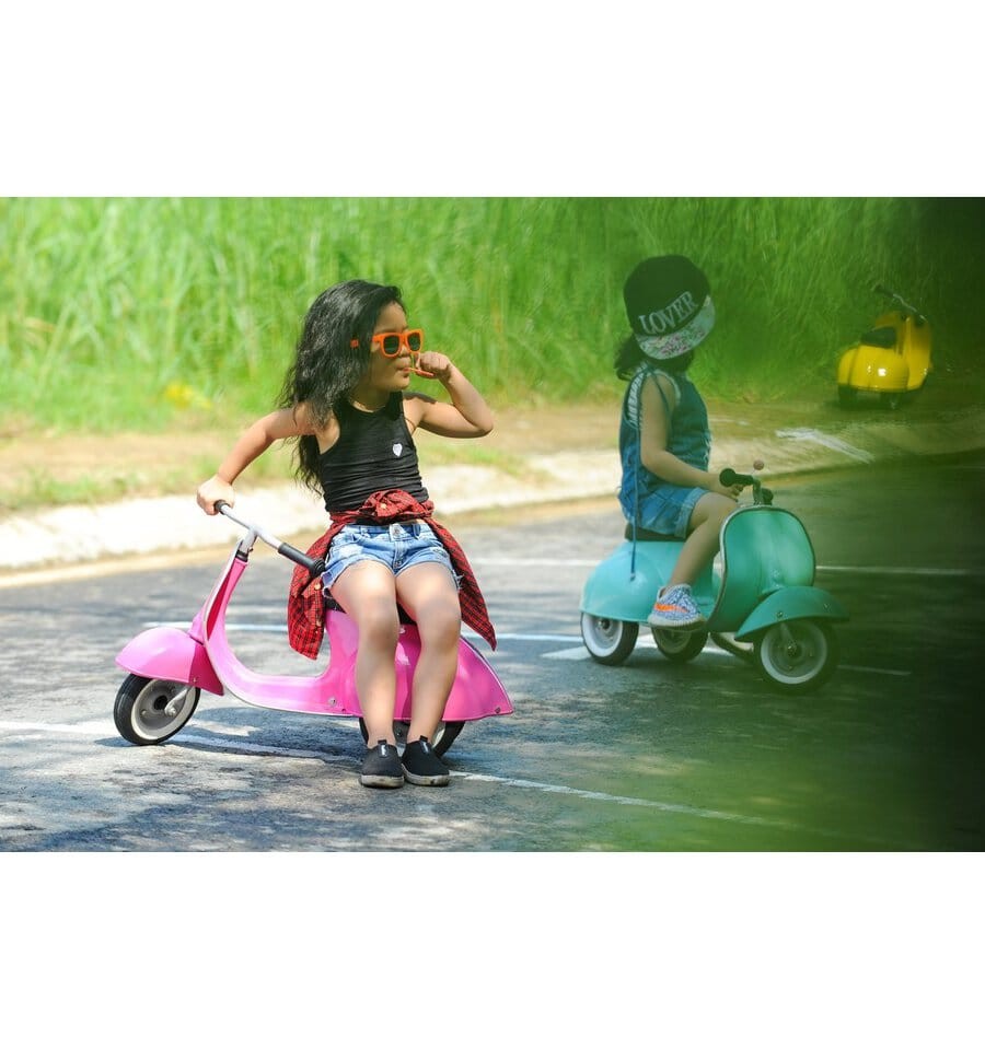 Motorcycle Scooter Vespa Primo Classic Pink