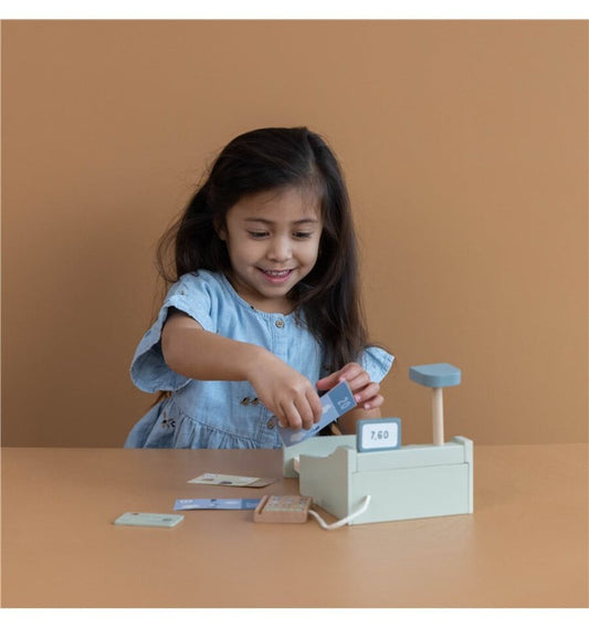 Cash register with scanner