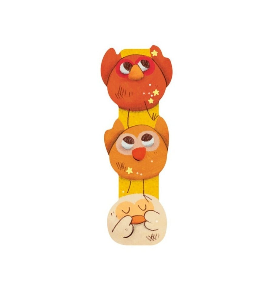 Yellow wooden letter I