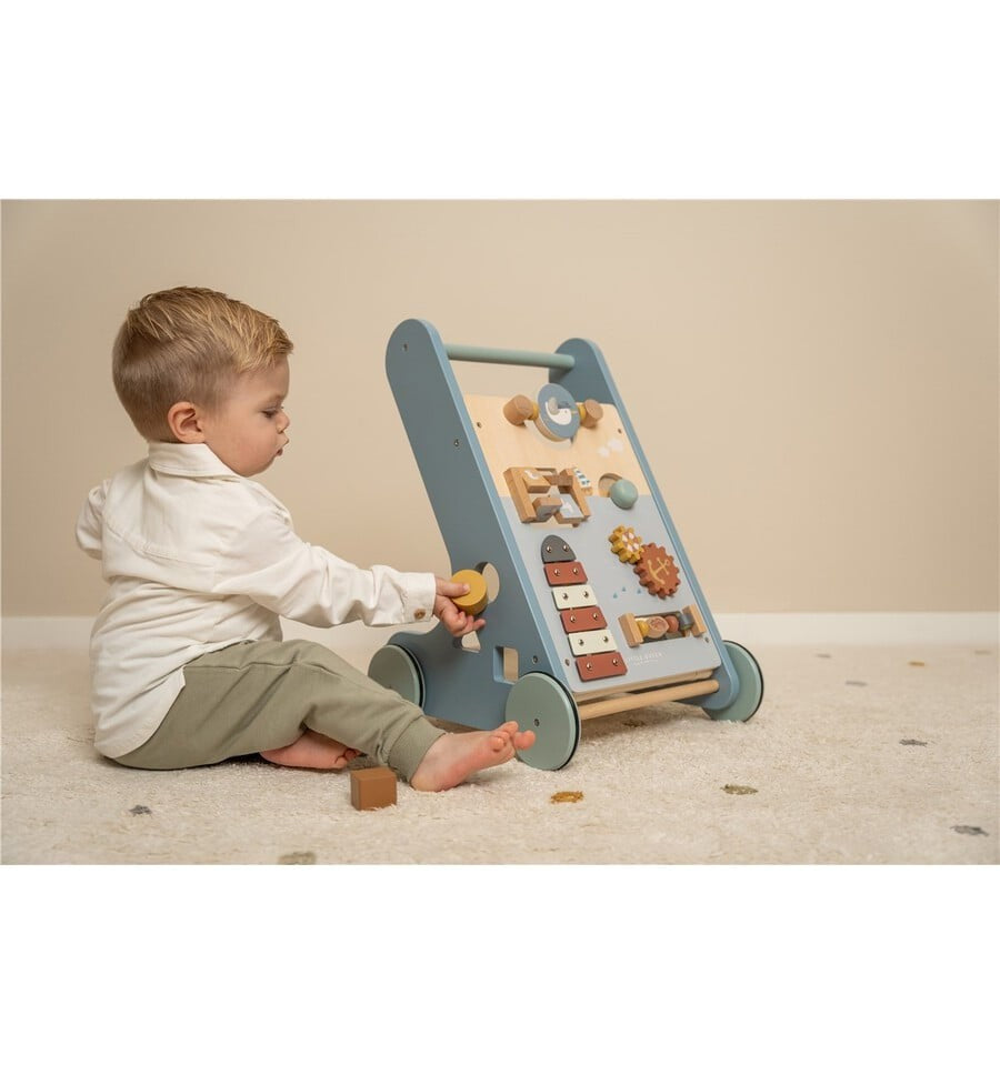 Little Dutch - Sailors Bay Activity Walker