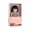 Boneca asiática com óculos - Miniland - Cucutoys