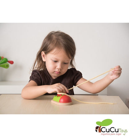 Amarre seu sapato, brinquedo de madeira