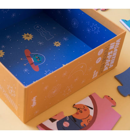 Valentina in Space, 10-piece evolutionary puzzle