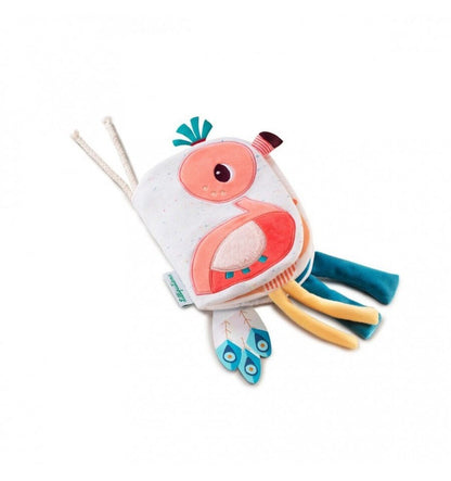 Who is hiding behind Anaïs?