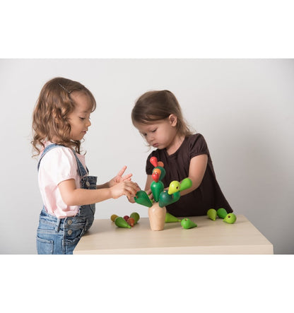 Jogo de empilhar e equilibrar, design de cacto