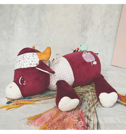 Rosalie keeps your secrets, activity cushion