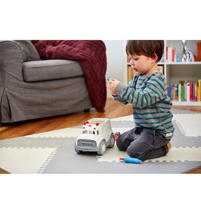 Ambulance and doctor set