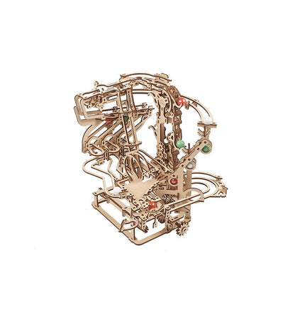 Corrida de bolinhas de gude em cadeia