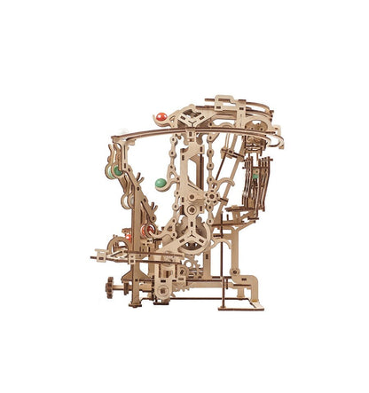 Corrida de bolinhas de gude em cadeia