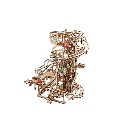 Corrida de bolinhas de gude em cadeia