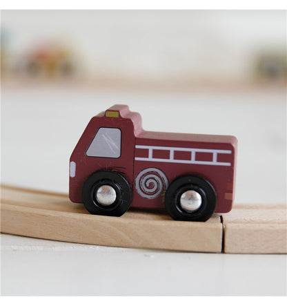 9 vehículos de madera