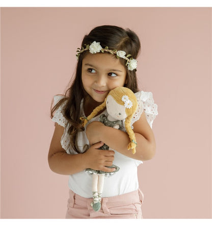 Julia, muñeca de trapo