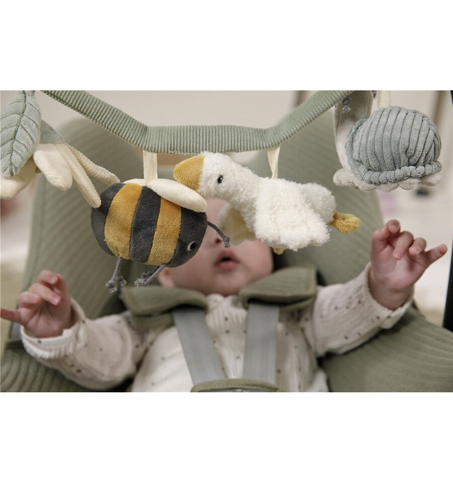 Goose Activity Pendant