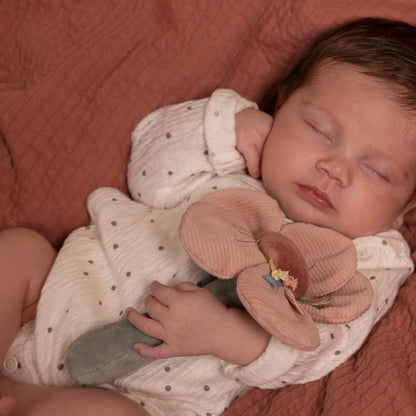 Chocalho de flores e borboletas
