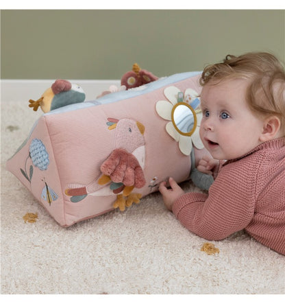 Almofada de atividades triangular Flores e borboletas