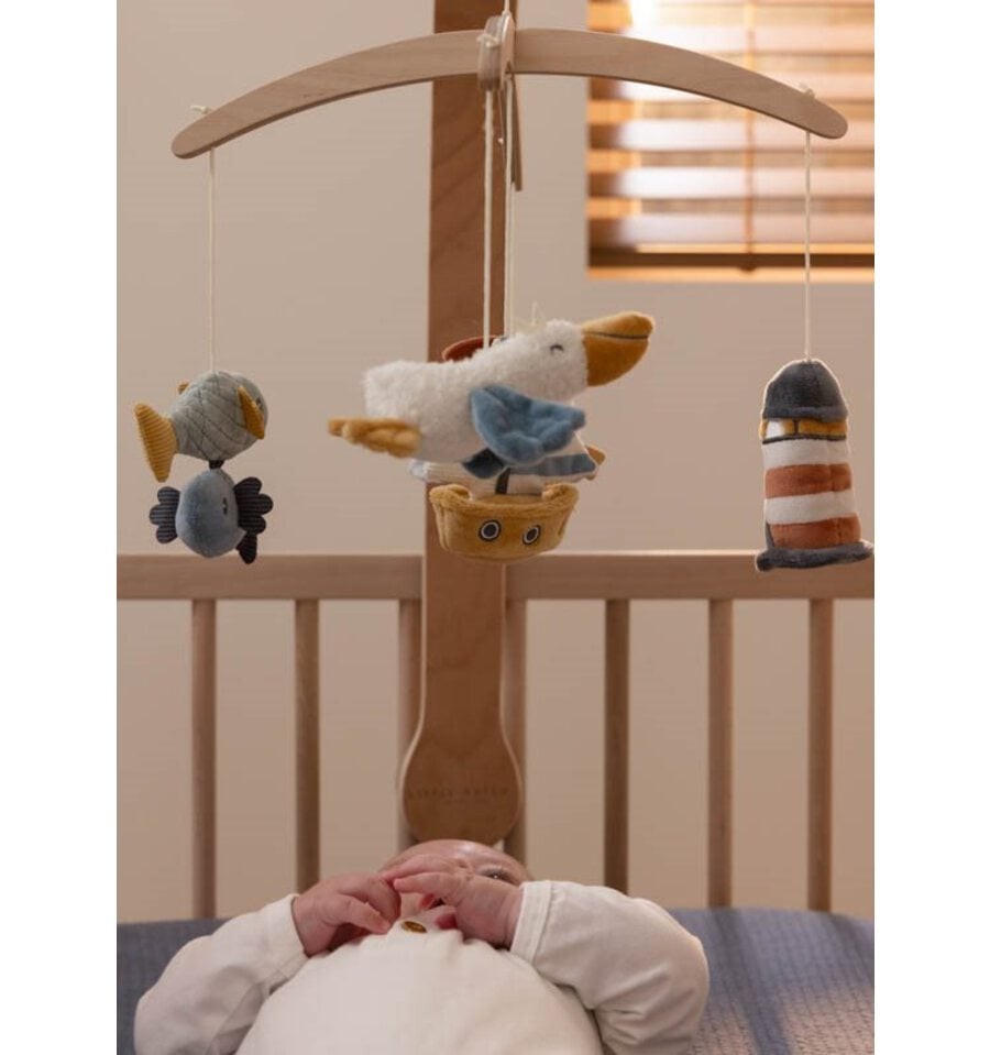 Móvil musical de madera Sailors Bay