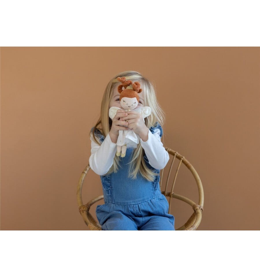 Mia, el hada de la esperanza