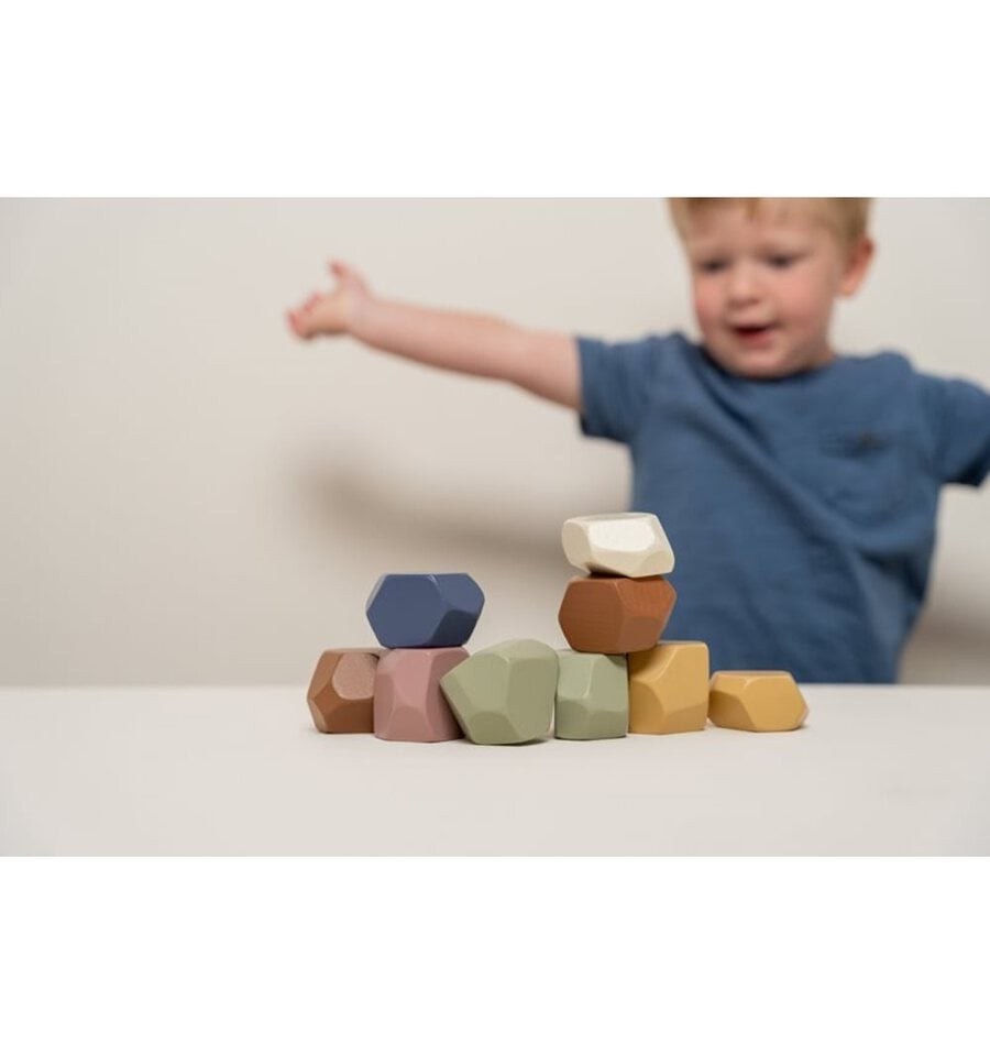Empilhamento de pedras vintage, brinquedo de madeira