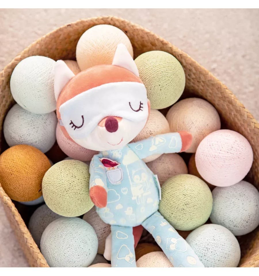 Alice, friend of the night