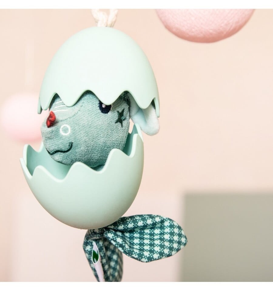 Joe, the dancing egg