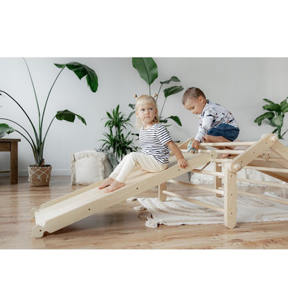 Triangulo Pikler Móvil con 1 Rampa Mopitri