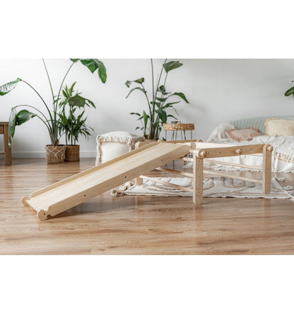 Triangulo Pikler Móvil con 1 Rampa Mopitri