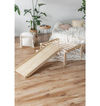 Triangulo Pikler Móvil con 1 Rampa Mopitri