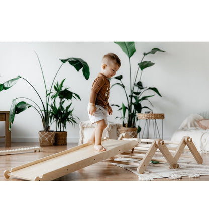 Triangulo Pikler Móvil con 1 Rampa Mopitri