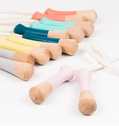 Me & Mine - Comba de saltar