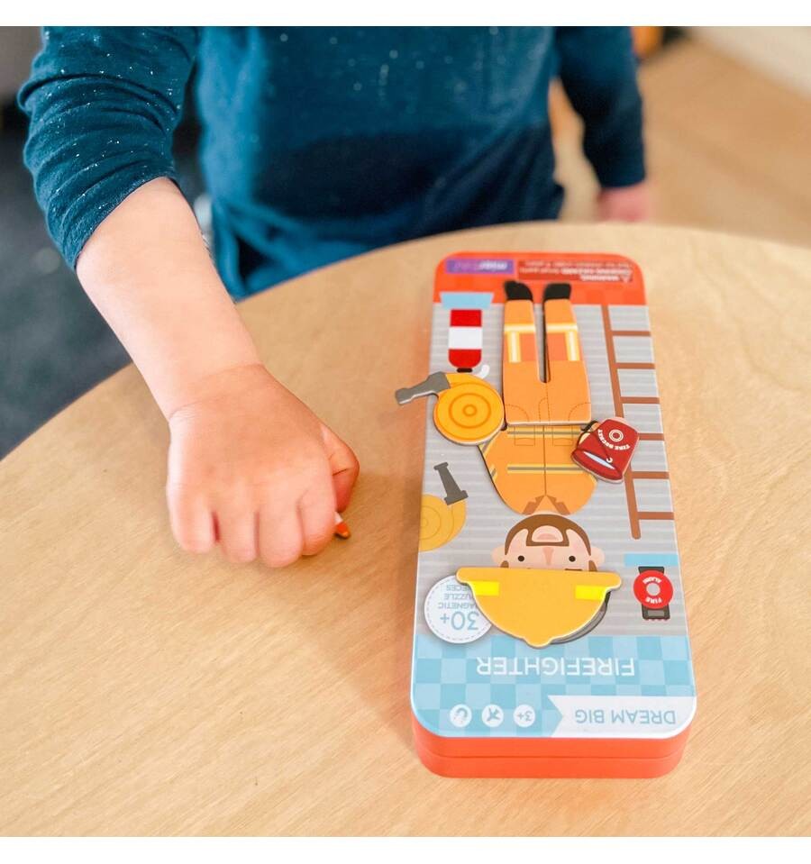 Firefighters, magnetic puzzle