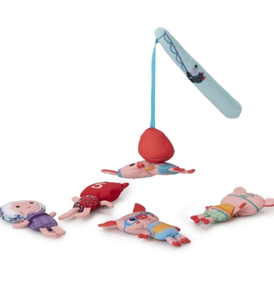 Louis the Wolf Fishing Game