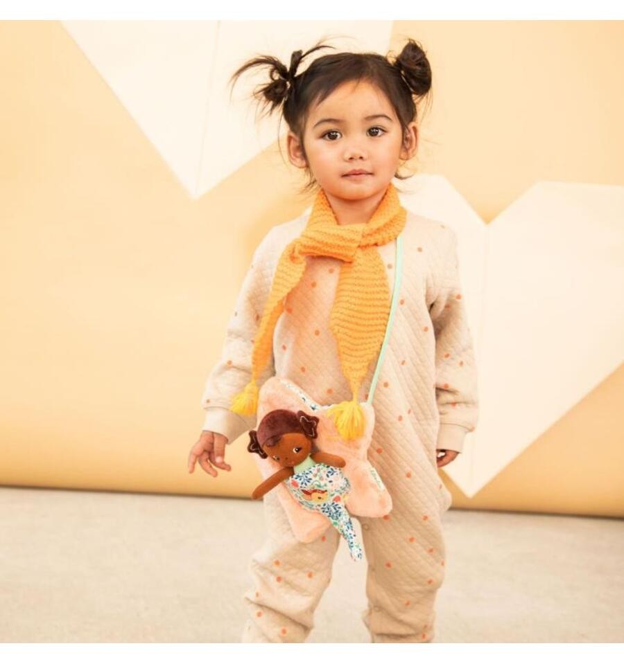 Anna doll with star bag