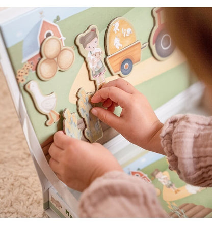 Quadro magnético da pequena fazenda