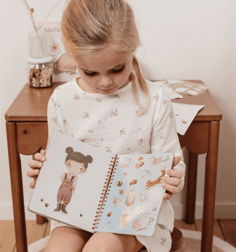 Livro Dress Up Rosa Fairy Garden