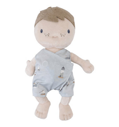 Bebé Jim con canastilla