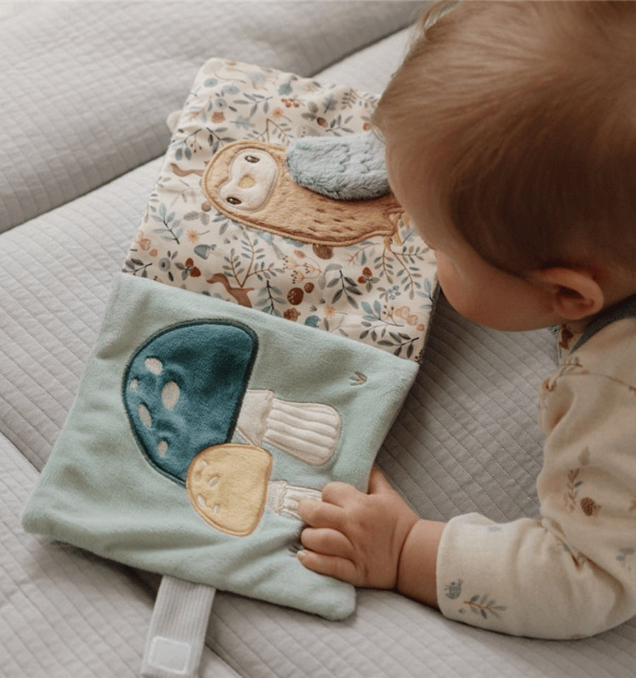 Livro de atividades macio Forest Friends